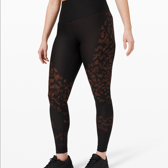 Lululemon High Rise Tight - Picture 1 of 6